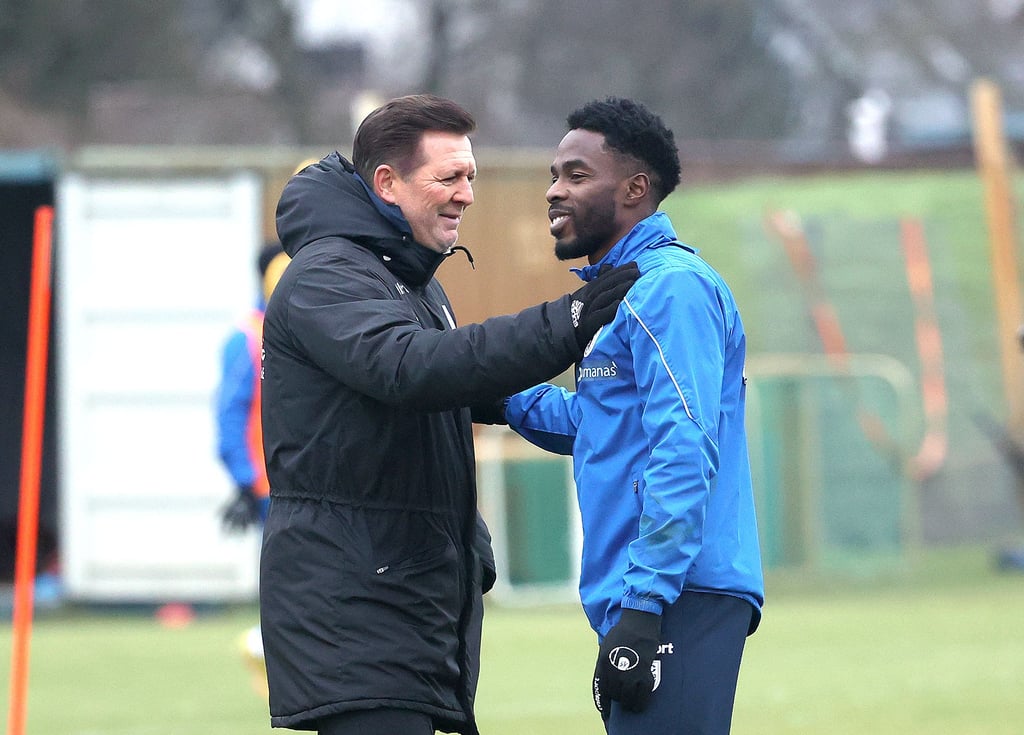 Zwei, die sich aus Essen kennen: FCM-Trainer Christian Titz (l.) und Winter-Neuzugang Daniel Heber. Der 28-Jährige genießt das Vertrauen des Coachs und absolvierte alle sechs Rückrundenspiele.