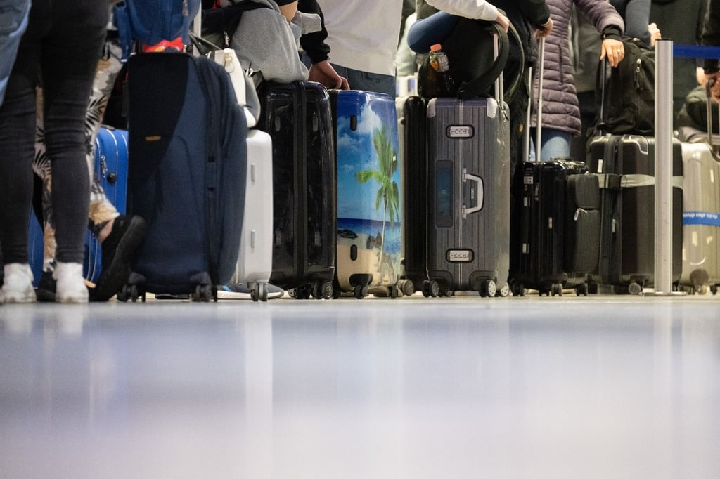 Die Menschen in Deutschland sind wieder in Reiselaune. Nach Daten des Analysehauses TDA übertraf Buchungsumsatz das Vorkrisenniveau von Januar 2019 um zwölf Prozent.