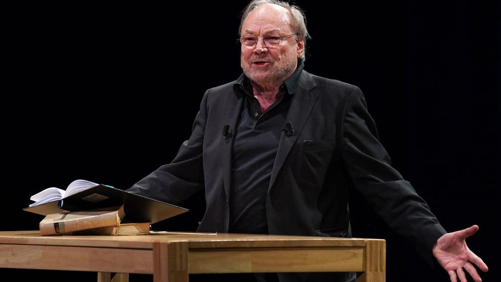 Schauspieler Klaus Maria Brandauer in Dessau