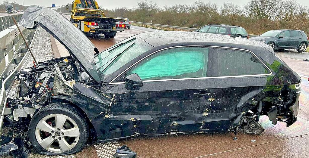 Auf der A9 hatte es vor einer Woche drei Mal gekracht.