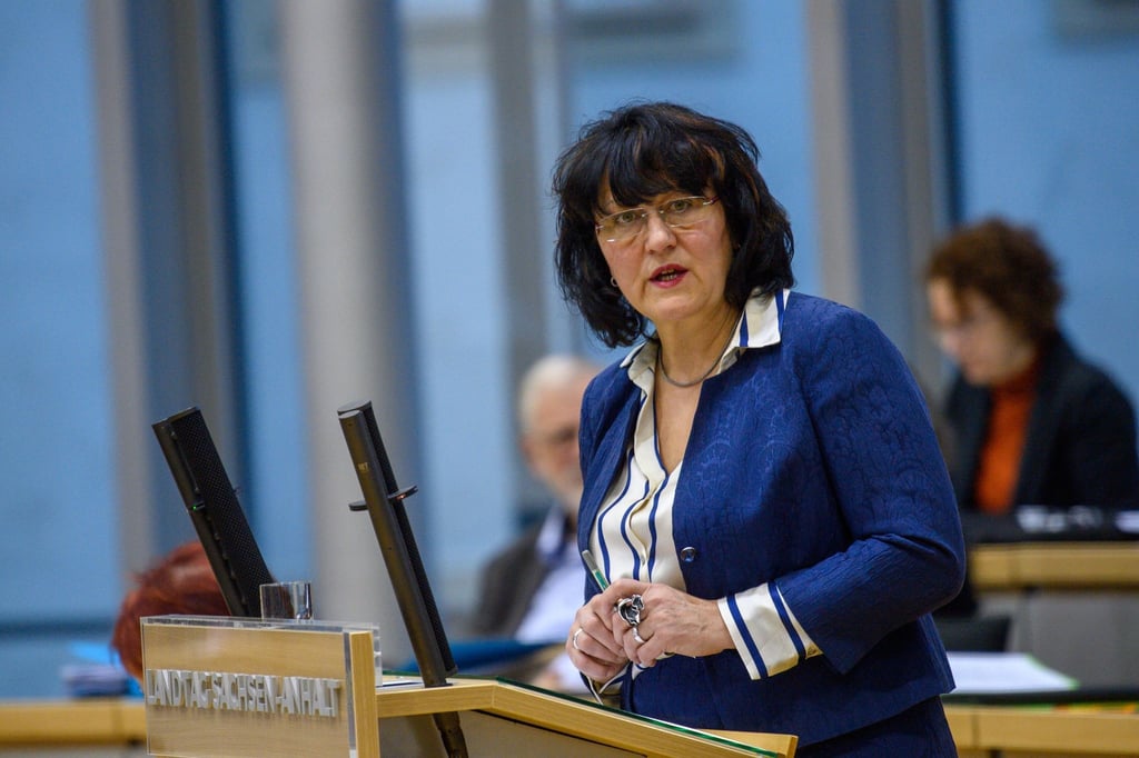 Eva Feußner (CDU) spricht.