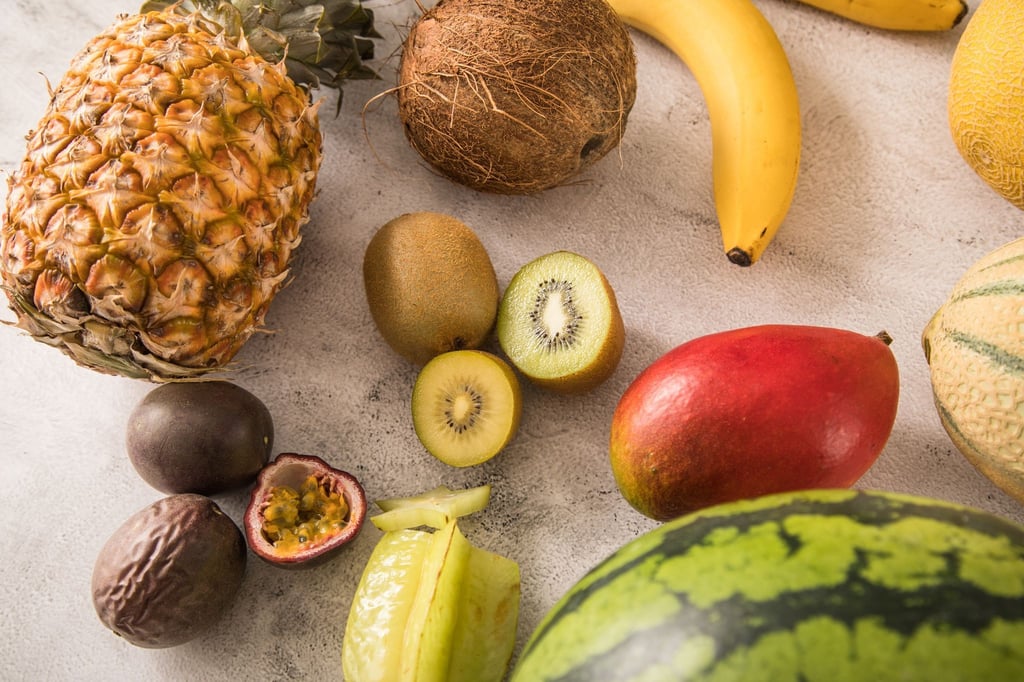 Wer exotisches Obst wie Kiwis oder Bananen kauft, sollte einige Punkte bei der Lagerung beachten.