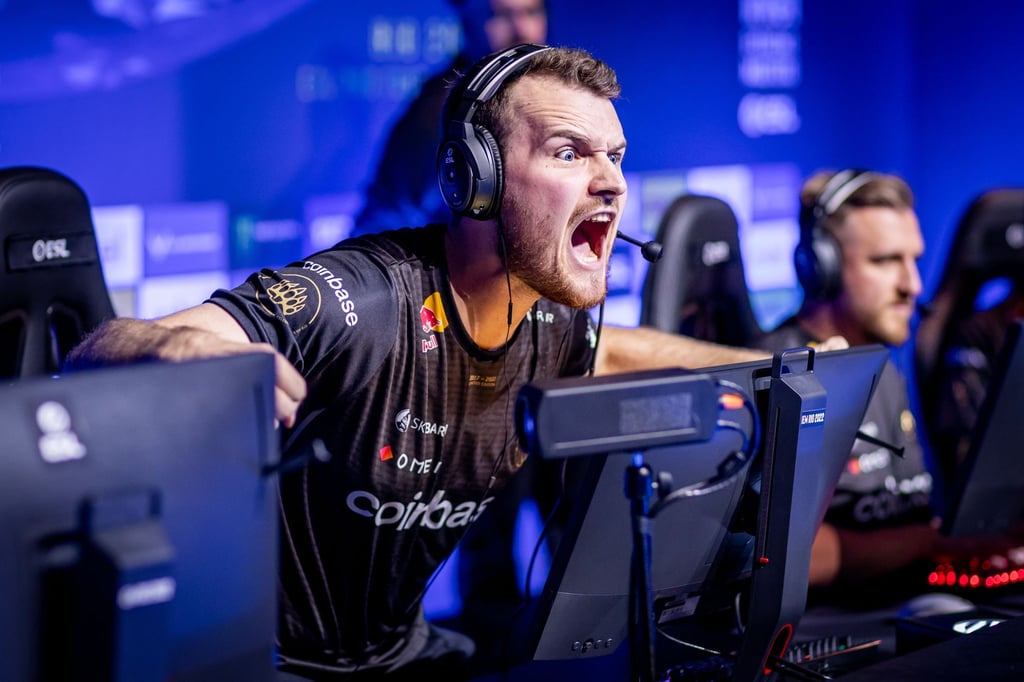 Eine starke Leistung von k1to beförderte BIG im CS:GO-Turnier IEM Katowice in die Hauptrunde.