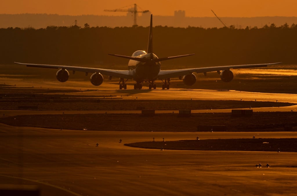 Klimaneutrales Fliegen wird bis zum Jahr 2050 möglich - so der Vorsatz der Luftfahrtverbände.