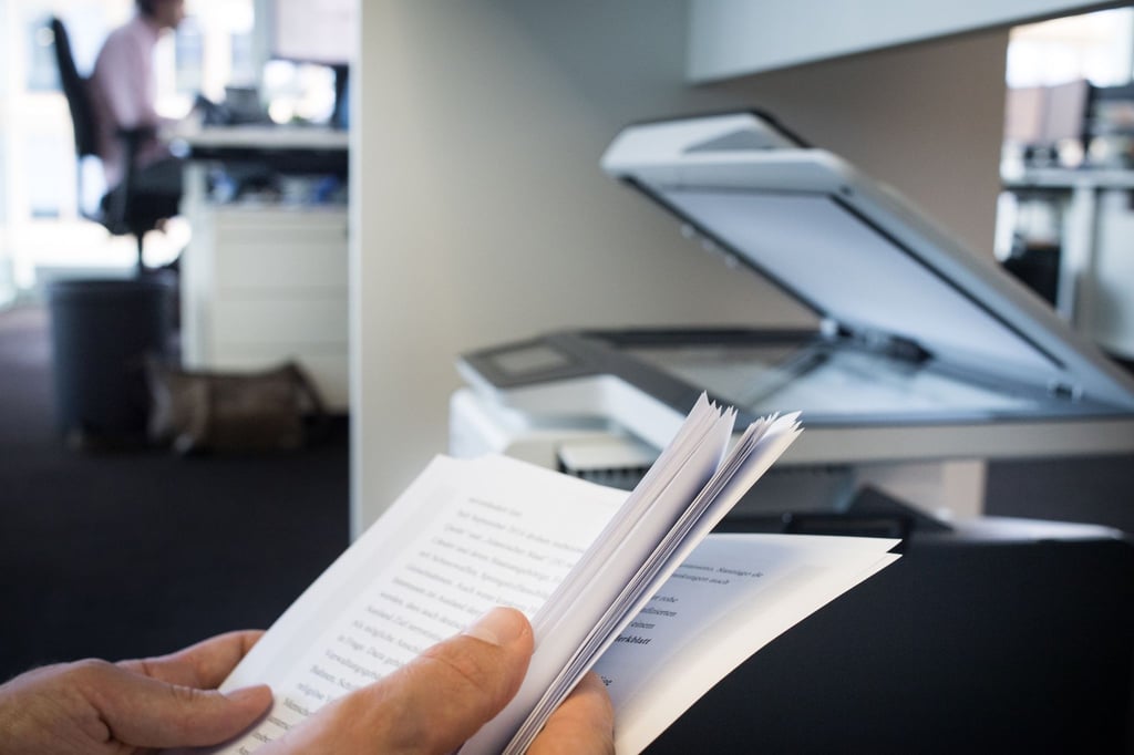 Sie haben keinen Drucker zuhause - und nutzen für private Ausdrucke gerne das Gerät im Büro? Das kann Sie im schlimmsten Fall den Job kosten.