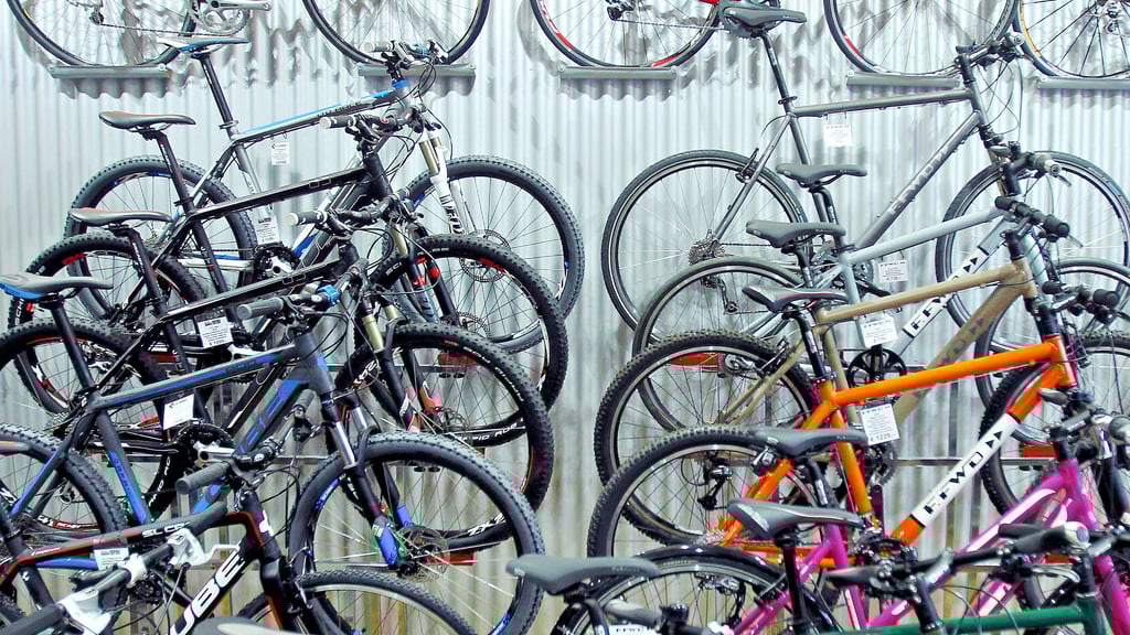 Die Nachfrage nach Fahrrädern schien in den vergangenen drei Jahren fast grenzenlos. Zuletzt trübte sich das Bild ein wenig ein. Die Preissteigerungen spiegelten sich auf dem Zweiradmarkt wider. In Sachsen-Anhalt ist davon aber nicht viel zu spüren.