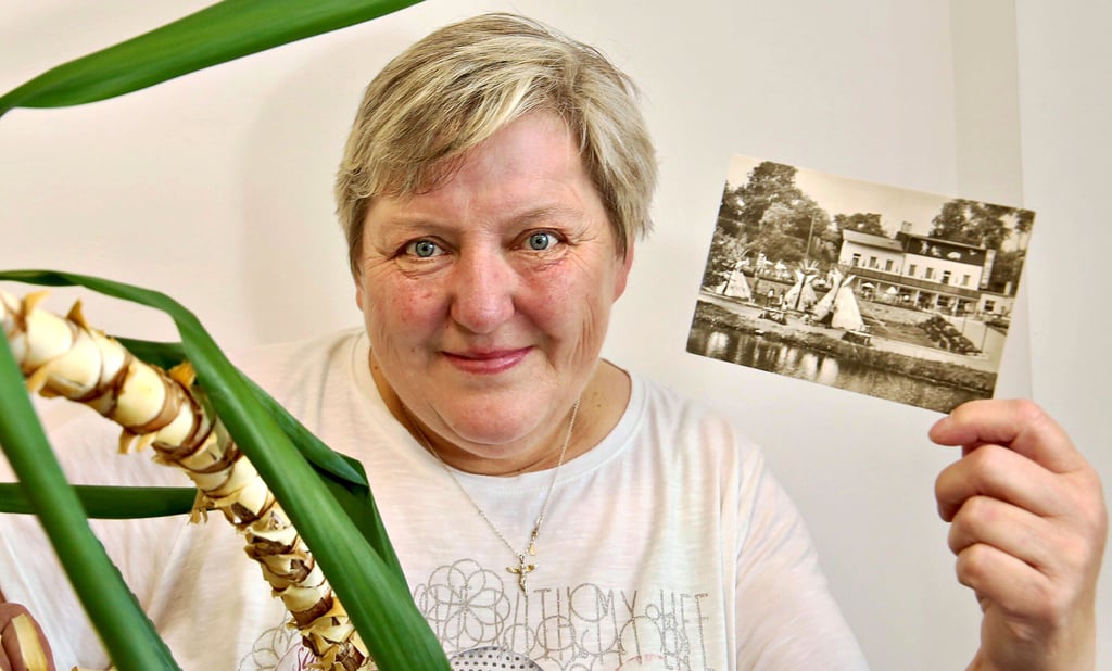 Nach fast 50 Jahren steckte die selbst geschriebene Postkarte von Petra Heller wieder in ihrem Briefkasten.