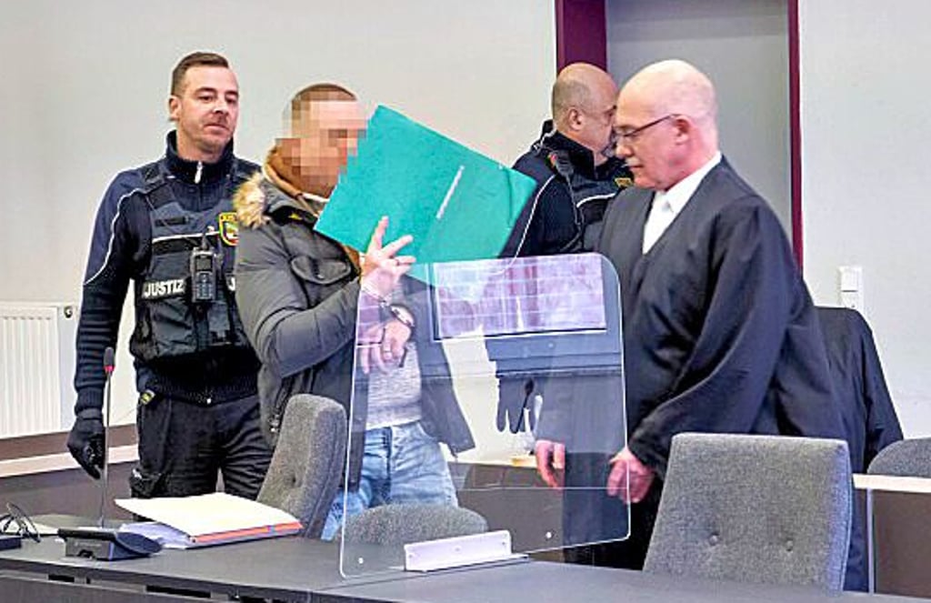 Gerichtsverfahren gegen einen 50-Jährigen Angeklagten.