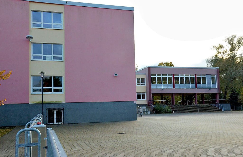 Demnächst steht ein Wechsel an der Spitze der Schulleitung an. Wie es heißt, soll die Nachfolge aus dem eigenen Haus kommen.