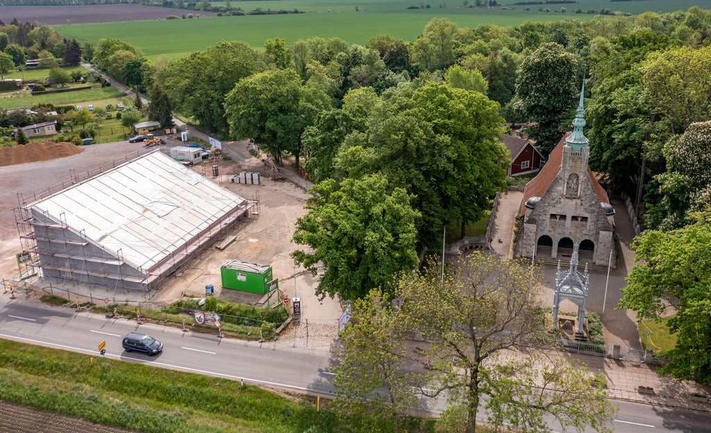 Blick auf den Museumsneubau "Lützen 1632" an der Gustav-Adolf-Gedenkstätte. Die Stadtverwaltung hat jetzt bekannt gegeben, wie viel der Eintritt hier künftig kosten soll.