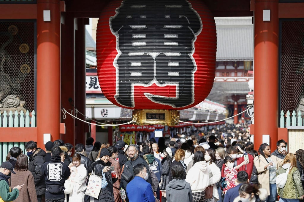 Die Regierung in Tokio erwägt angesichts der Inflation weitere Entlastungsmaßnahmen für die Haushalte.