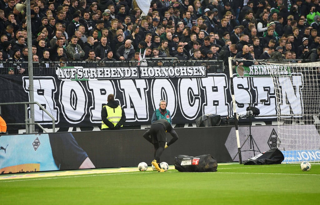 Gladbacher Fans sollen verantwortlichen mit Plakaten umgehen, fordert der einstige Psychiater von Robert Enke.
