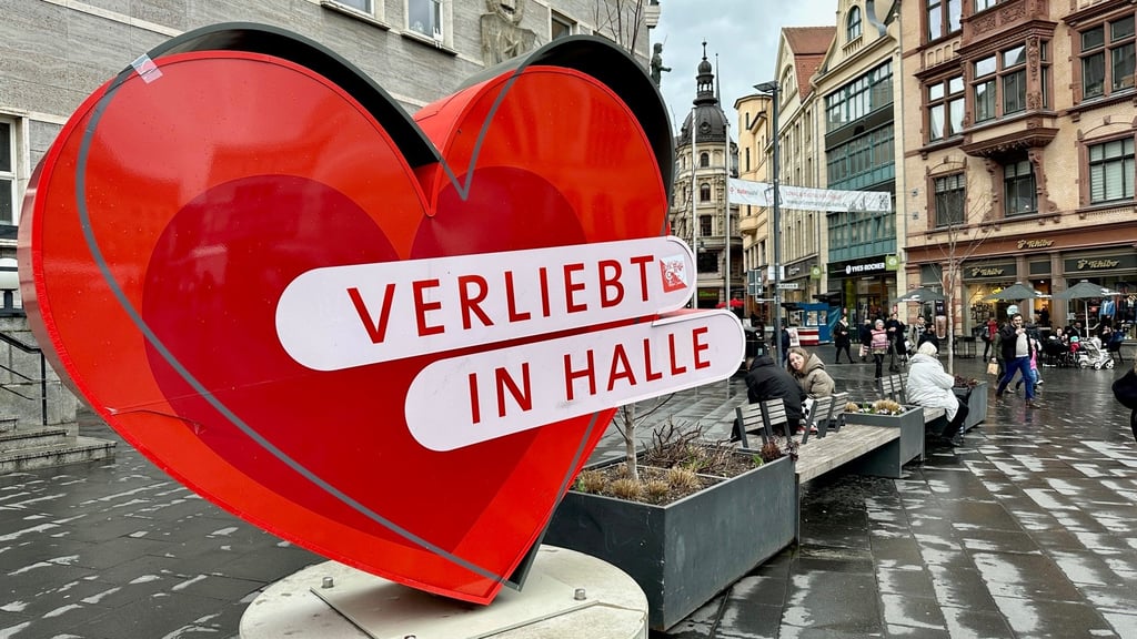 Verliebt in Halle: Trifft das mit dem Zukunftszentrum jetzt auch auf neue Investoren für die Innenstadt zu?