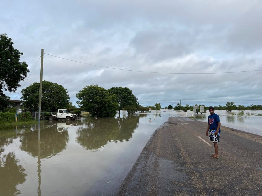Nach tagelangen heftigen Regenfällen stehen Teile des australischen Bundesstaates Queensland unter Wasser.
