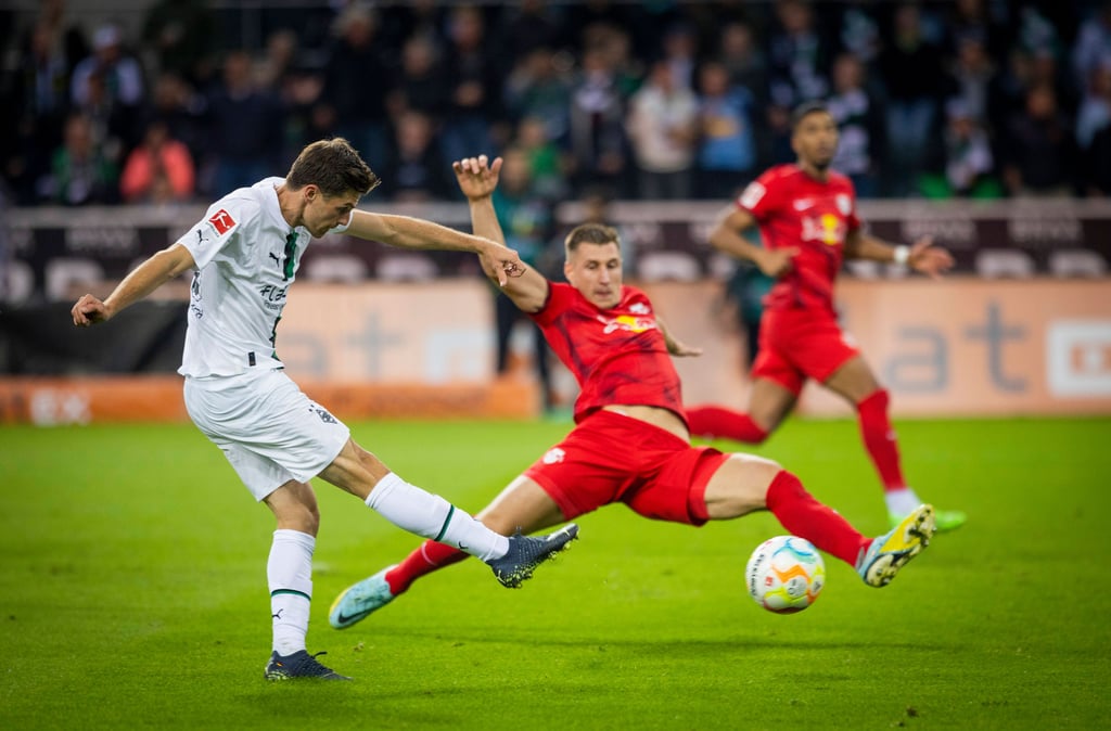 Jonas Hofmann traf schon sechs Mal gegen RB Leipzig.