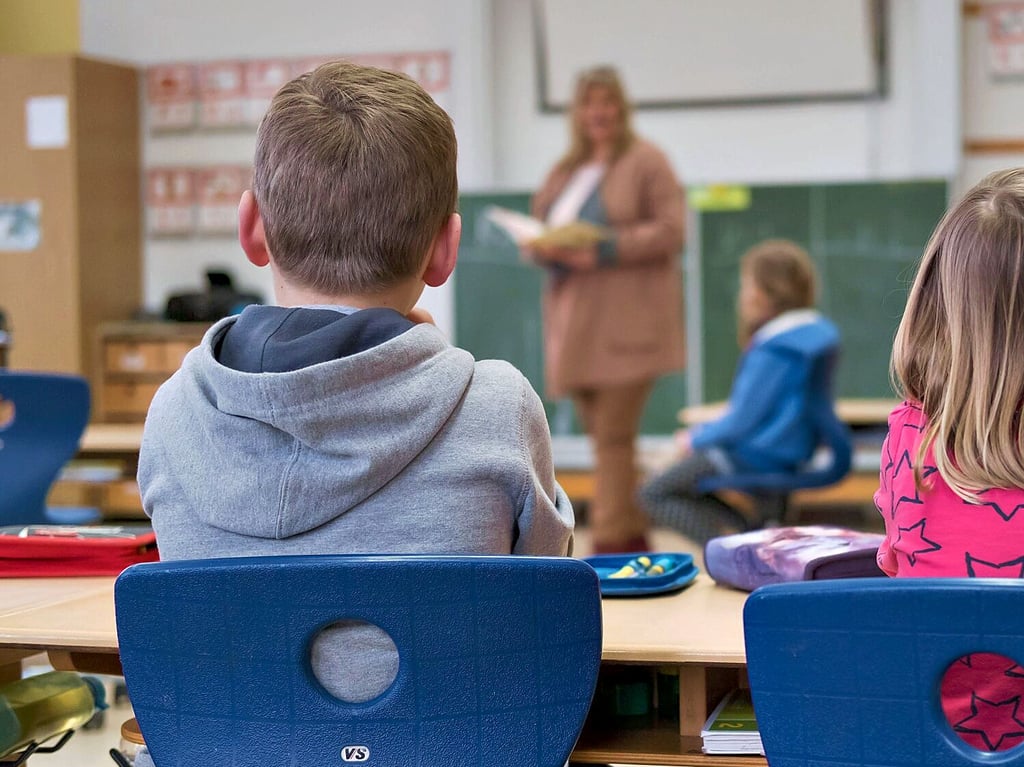 Einige Schüler verlassen weiterhin die Schule ohne einen Abschluss.