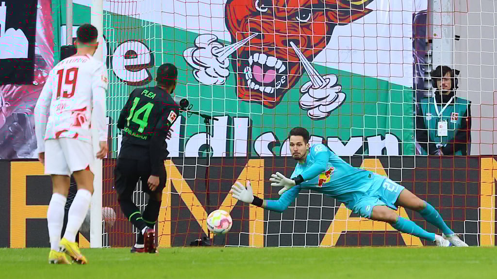 Elfmeterkiller: Janis Blaswich gegen Plea.