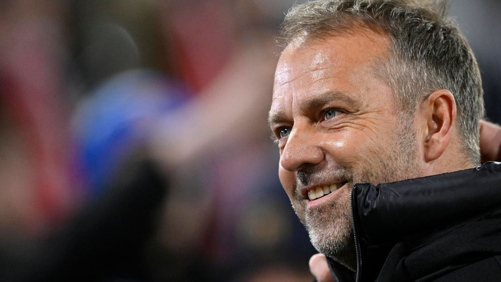 Bundestrainer Hansi Flick glaubt an RB Leipzigs starken Kader.