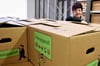 151 Kisten sind vorgepackt. Es kann also losgehen, findet Stadtarchivarin Monika Knof.  