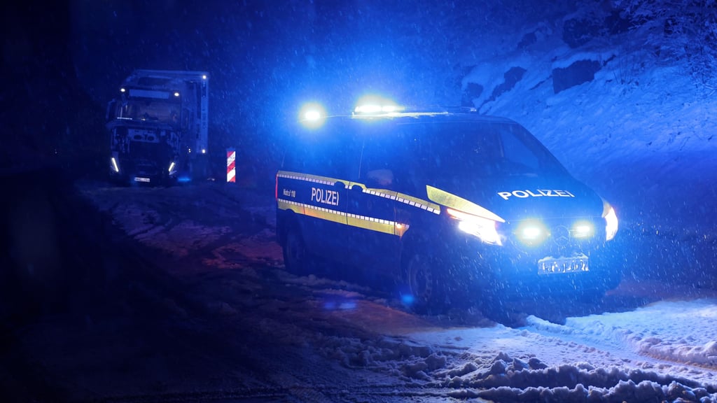 Nahe Leipzig ist es am Donnerstag zu einem schweren Unfall gekommen.