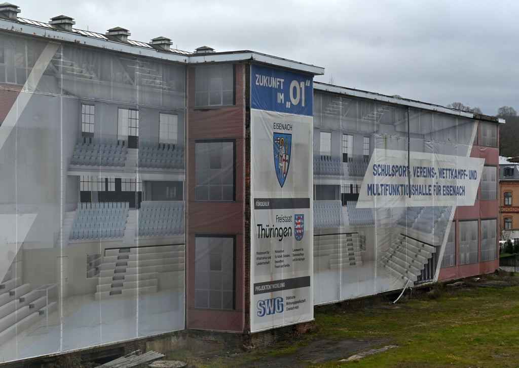 Blick auf Industriedenkmal „O1“ auf dem Gelände des früheren Automobilwerks Eisenach.