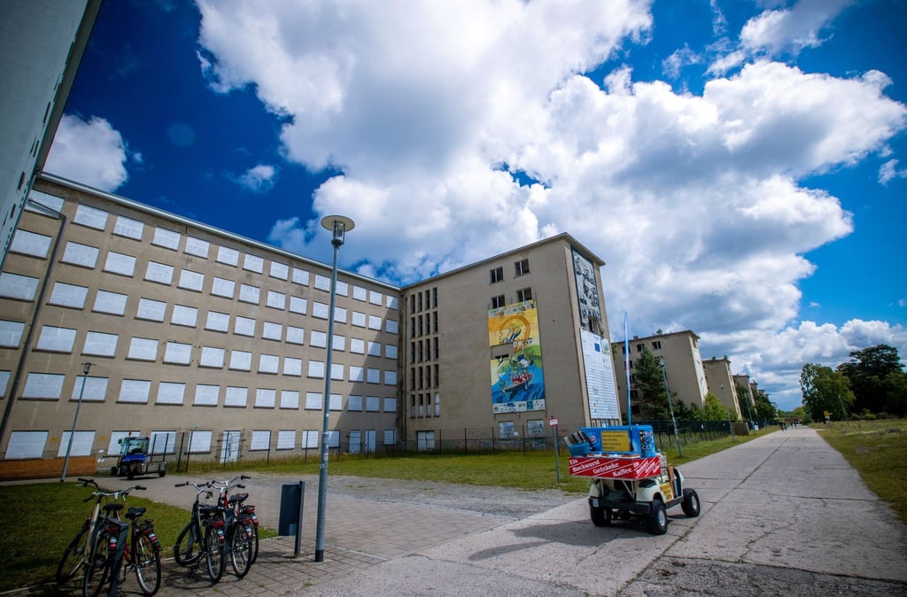 Der Verein Bildungs- und Dokumentationszentrum Prora ist am alten KdF-Seebad auf Rügen beheimatet.