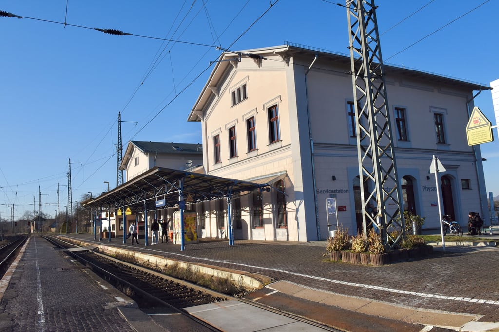 Blick auf den Bahnhof in Eisleben.
