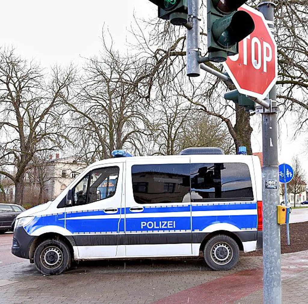 Am Köthener Bahnhof wartete die Polizei vergeblich.