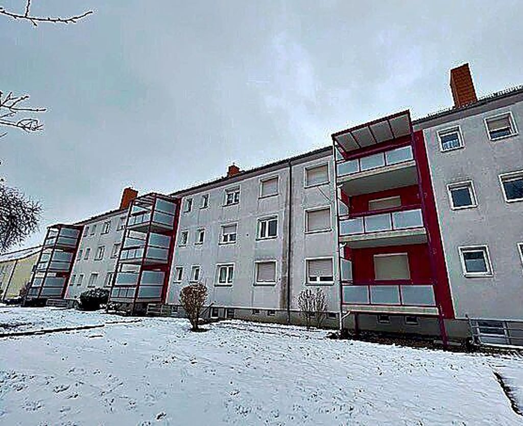 So sehen die neuen Balkone eines Wohnblocks der WBG Staßfurt in der Charlottenstraße aus.
