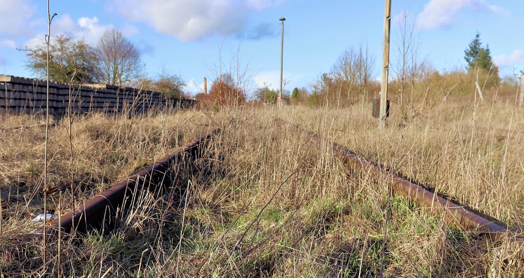 Bahnstrecke SalzwedelKlötze stillgelegt wer zahlt für Bahnübergänge