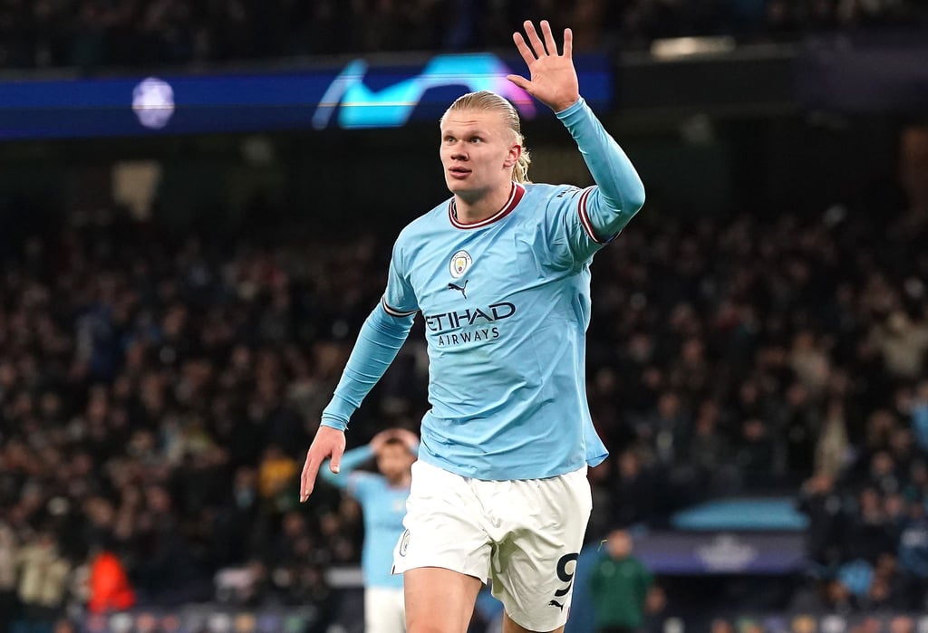 Erling Haaland von Manchester feiert sein Tor zum 6:0.