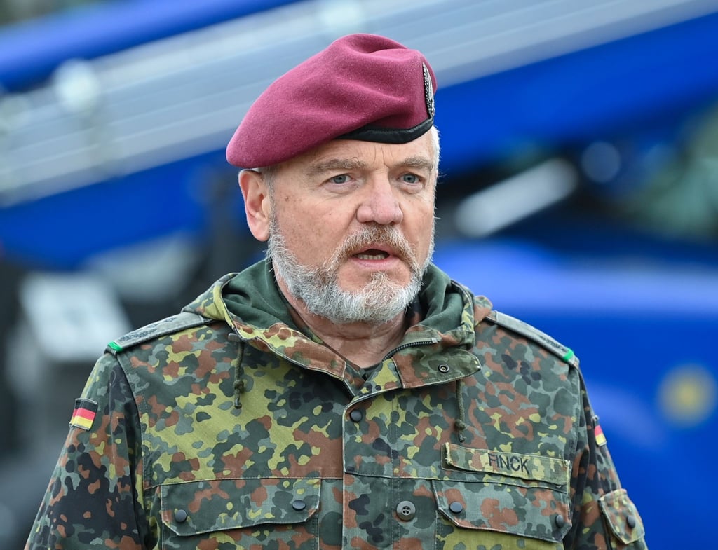 Klaus Finck auf einem Pressetermin zum Zaunbau gegen die Afrikanischer Schweinepest in Krauschwitz.