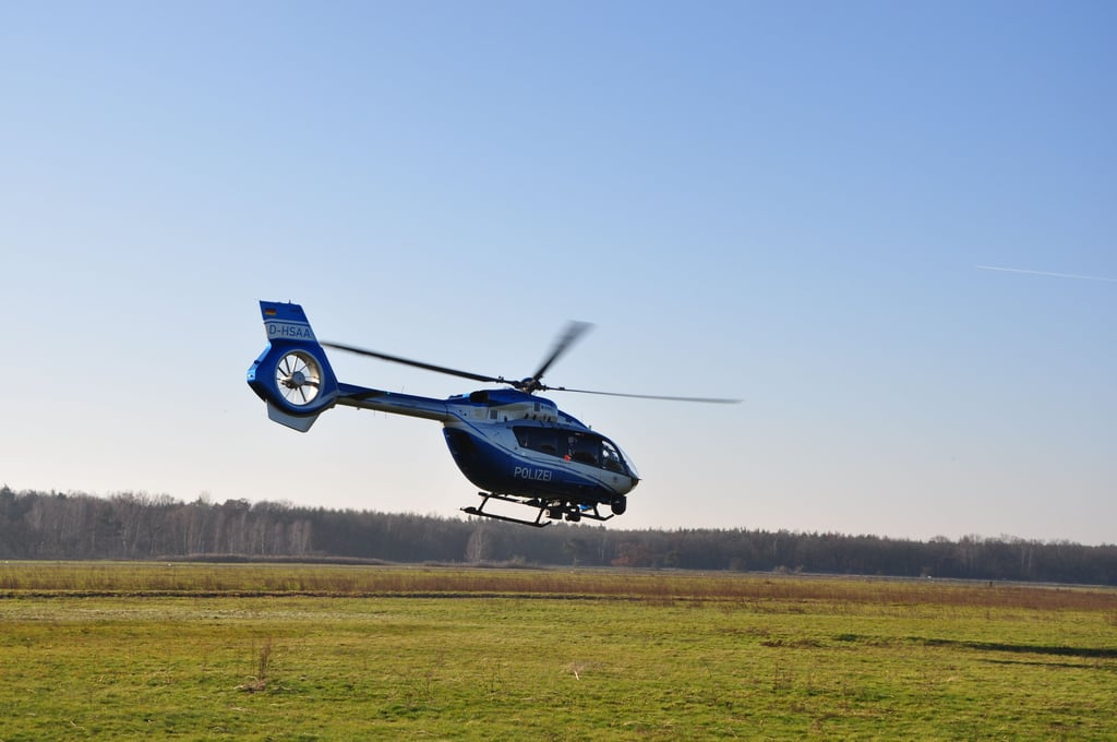 Die Polizei sucht nach der Vermissten.