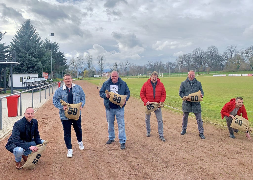 Die Organisatoren, das sind Patrick Welsch (v.l.n.r), Sebastian Sauer, Thomas Hartmann, Olaf Schulz, Jan-Hendrik Bahn und Sebastian Schwab, stehen schon in den Startlöchern.