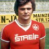 Der frühere DDR-Fußballprofi Lutz Eigendorf, hier im Trikot des 1. FC Kaiserslautern, verunglückte im März 1983 in Braunschweig tödlich mit seinem Auto.  