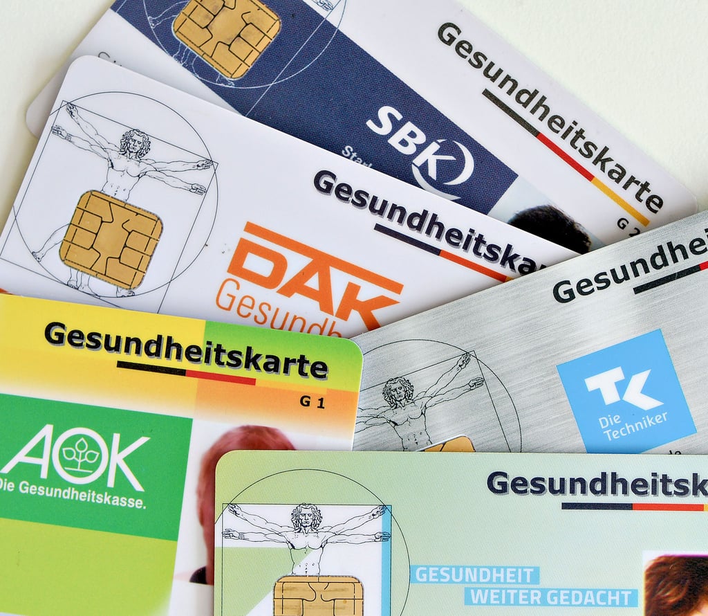 Die Krankenkassen unterscheiden sich beim Zusatzbeitrag und bei Bonuszahlungen etwa für Sportkurse.