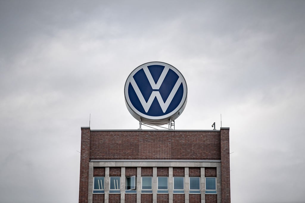 Der russische Autobauer Gaz hat vor Gericht beantragt, VW zu einer Vertragsstrafe von 190 Millionen Euro zu verurteilen.