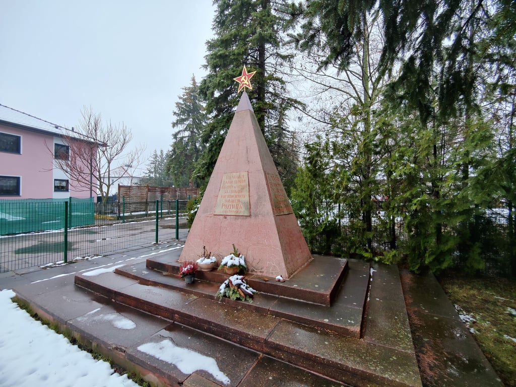 Das sowjetische Ehrenmal an der Schweßwitzer Straße in Lützen wurde unlängst in das Denkmalverzeichnis der Landesdenkmalbehörde aufgenommen.