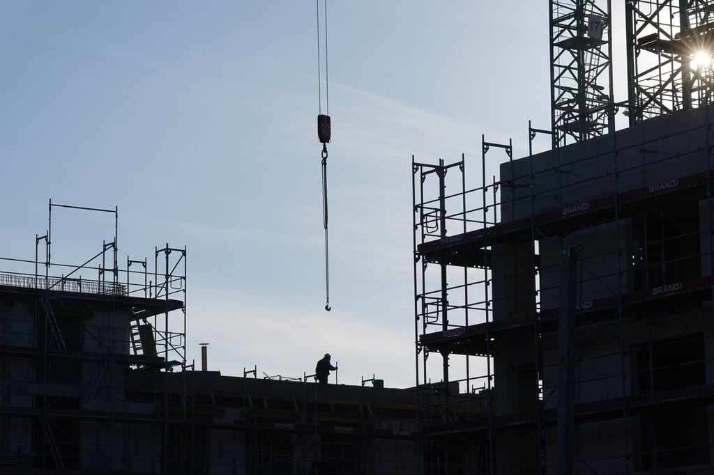 Beim Wohnungsbau in Deutschland werden mehr und mehr Aufträge storniert.