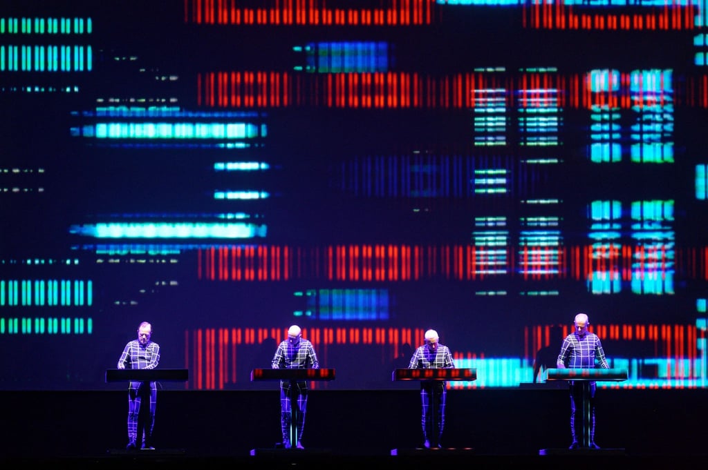 Die legendäre Elektropop-Band Kraftwerk plant im Sommer 2023 ein Deutschland-Konzert.