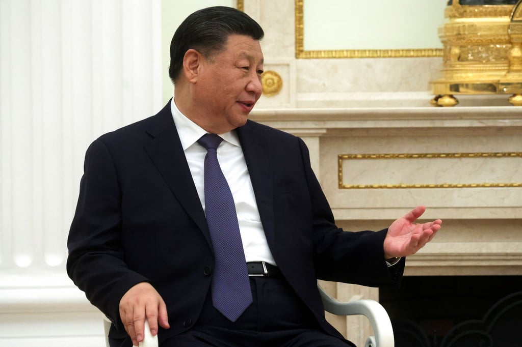 Xi Jinping: „Dank Ihrer starken Führung hat Russland in den vergangenen Jahren bedeutende Fortschritte gemacht beim Erzielen von Erfolgen und beim Gedeihen des Landes.“