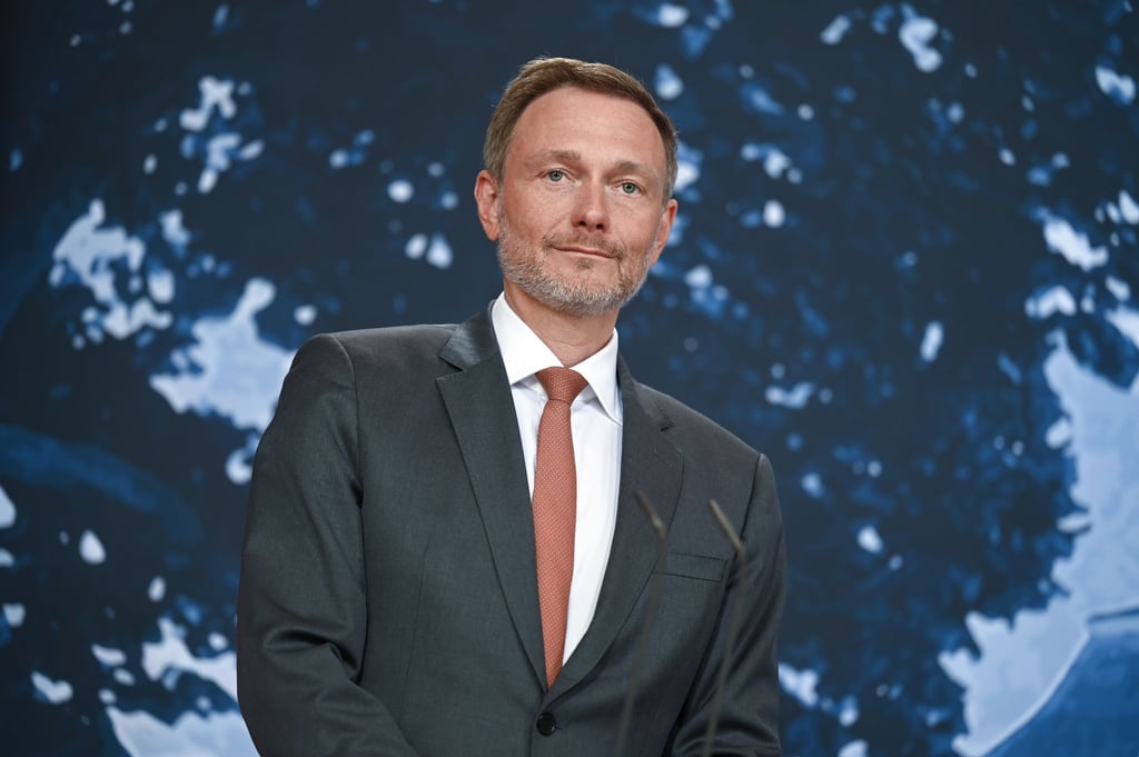 Bundesfinanzminister Christian Lindner lässt prüfen: Wohnraum statt Erweiterungsbau?