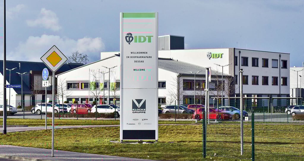 Die IDT Biologika aus dem Pharmapark Rodleben kooperiert mit einem anderen Biotech-Unternehmen. Es geht um ein Mittel gegen Krebs.