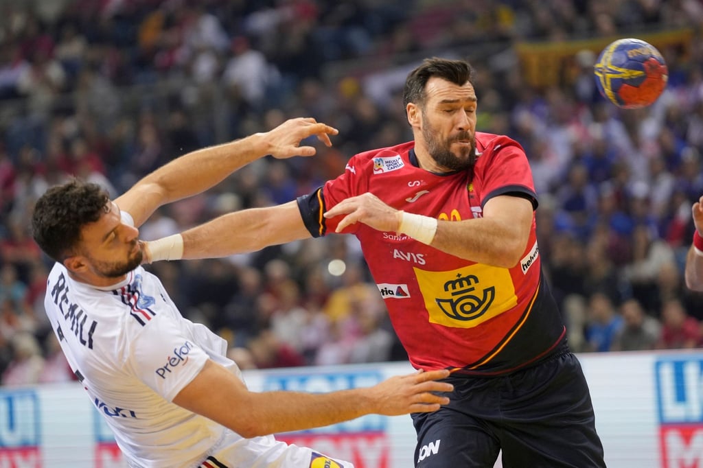 Wechselt nach Erlangen: Gedeon Guardiola (r).