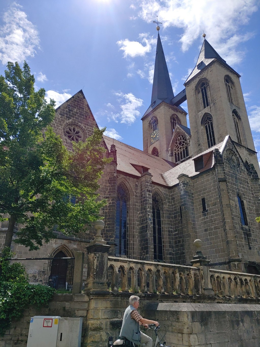 Pünktlich am Ostersonntag, den 9. April 2023 öffnen die Türme der Martinikirche in Halberstadt zum ersten Mal in diesem Jahr von 11 bis 17 Uhr ihre Türen