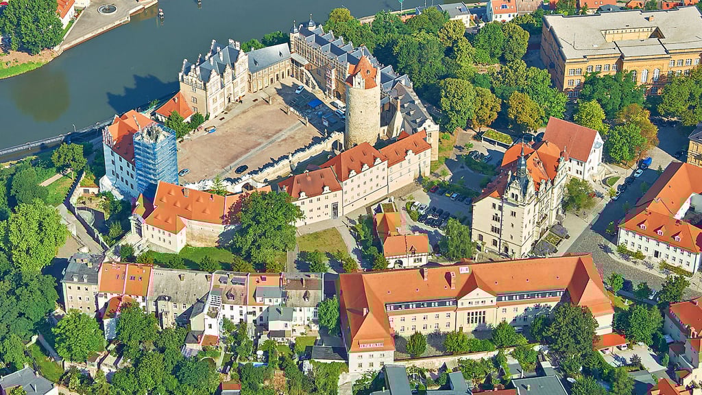 Was eine künstliche Intelligenz über Bernburg zu wissen scheint, entspricht nicht immer ganz der Wahrheit.
