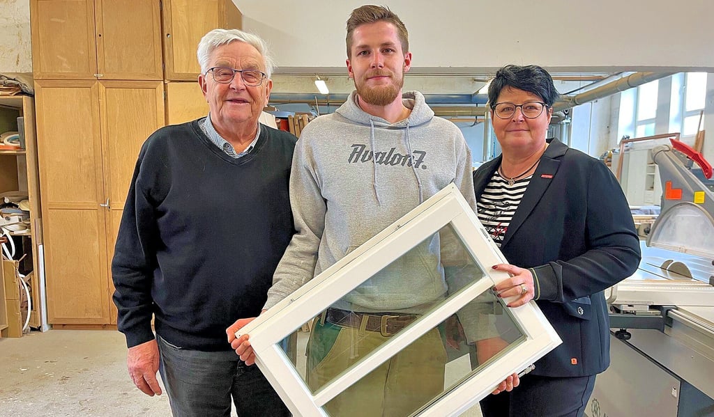 Drei Generationen arbeiten gemeinsam am Unternehmenserfolg: Wolfgang Körting, Marvin Grahneis, Britta Grahneis (v.l.n.r.).
