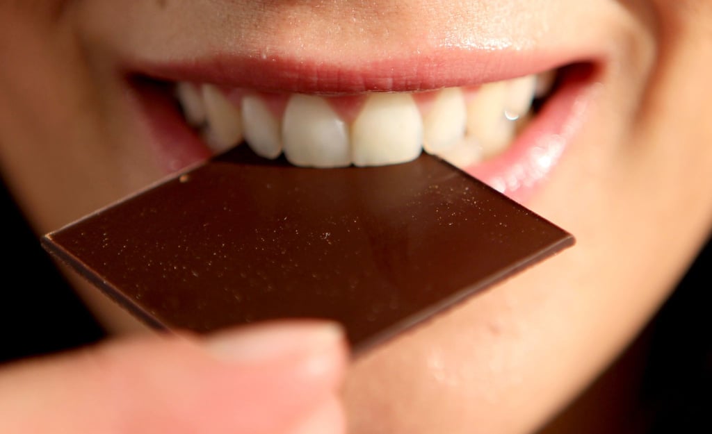 Forscher halten die Vorliebe für fett- und zuckerreiche Lebensmittel für erlernt. Demnach werden im Gehirn neue Verbindungen geknüpft, welche sich nicht so schnell wieder auflösen.