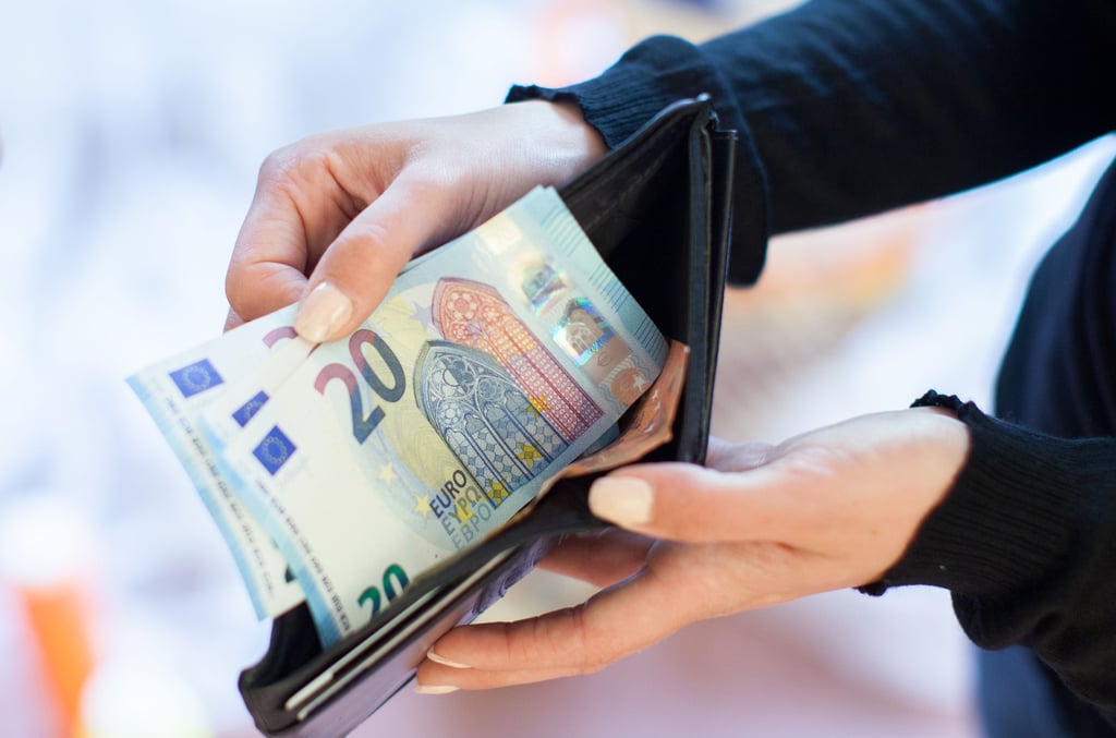 Steuerzahler überweisen der Landeskasse dieses Jahr mehr als 14 Milliarden Euro: so viel Geld wie noch nie.