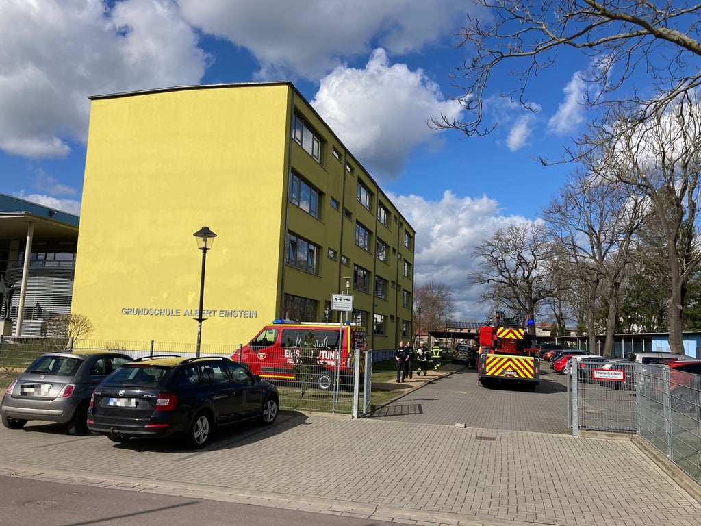 Feuer in der Albert-Einstein-Grundschule in Burg.